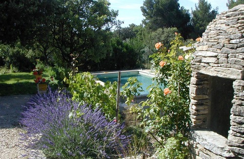 L'Isle-sur-la-Sorgue Villa | Air-conditioned, 110 m2, very quiet and wooded, swimming pool and large garden
