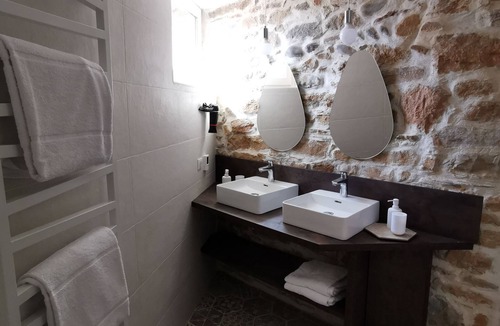 Griffon - Royale Apartment | Air-conditioned apartment in the city center, top floor