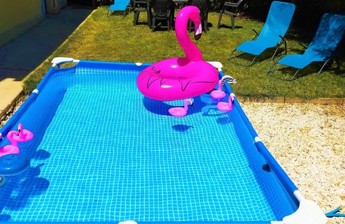 Lemasson Villa | Air-conditioned villa sleeps 10 4 bedrooms 2 bathrooms swimming pool 3m X 2m X 0,75m