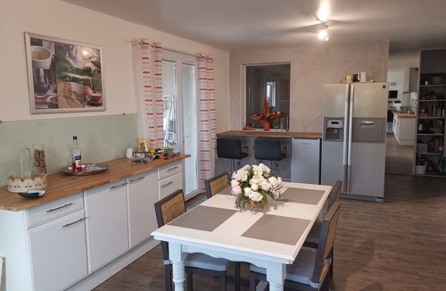 Vezenobres House | Air-conditioned villa with panoramic view and swimming pool.