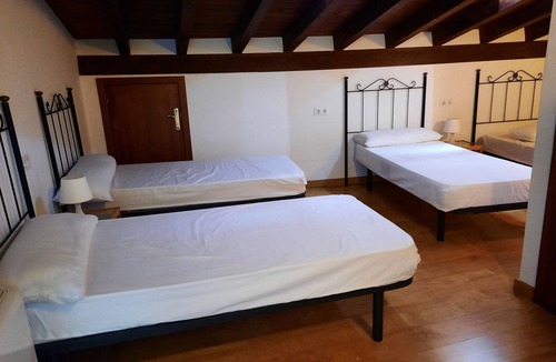 Aldeanueva del Camino Hostel | Albergue Turistico La Casa de Mi Abuela - Hostel