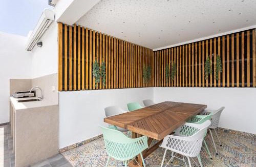 Alcala Apartment | Alcalá Deluxe Townhouse By Sunkeyrents
