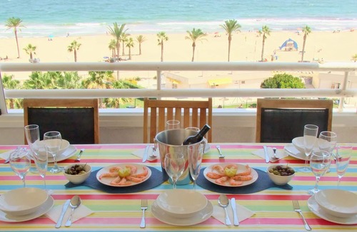 Urbanova Apartment | ALICANTE, GREAT VIEWS, SUN FOUR SEASSON AND BEACH (3 BEDROOMS) WIFI