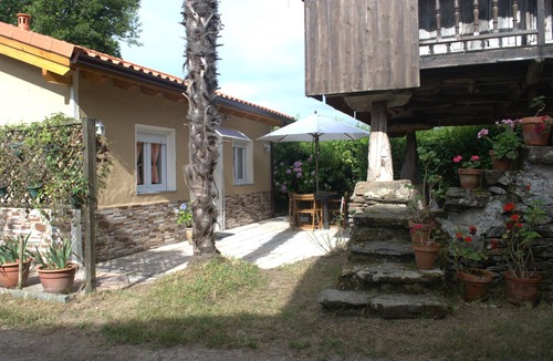 Aronces House | Alicia House VV-894-AS