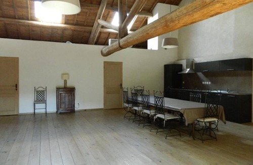 Beauvoisin House | Ancienne Abbaye de Franquevaux Anciennes Ecuries