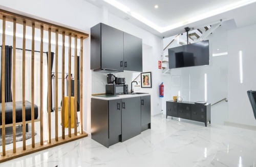 Merida Old Town Apartment | Andy - Suite with Jacuzzi and terrace