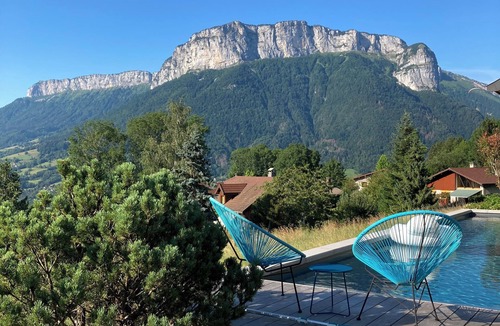 Alex Villa | Annecy house with swimming pool 5 min from Lake Menthon, 20 min from Aravis resorts
