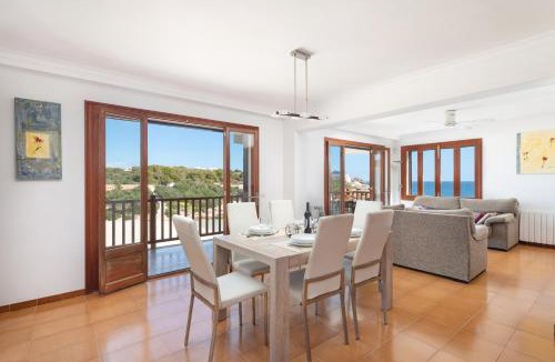 Cala Marcal Apartment | Apartamento Corb Mari 2 en la playa Cala Marsal!