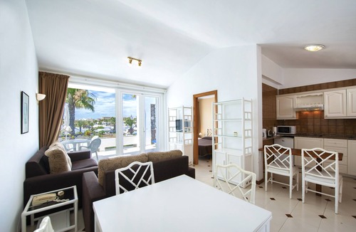 Costa Teguise Apartment | Apartamentos Camels Spring