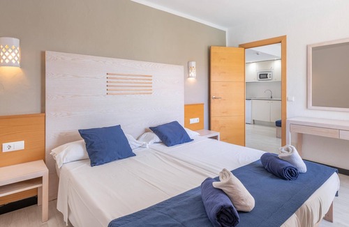 Cala Ferrera Apartment | Apartamentos Ferrera Secret with Balcony & Wi-Fi