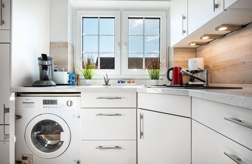 Wischhafen Apartment | Apartment 'Ankerplatz' with Balcony and Wi-Fi
