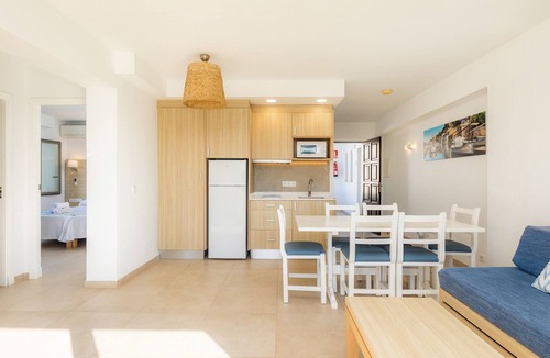Cala Ferrera Apartment | Apartment 'Aquamarina 8' with communal pool, WLAN and air conditioning