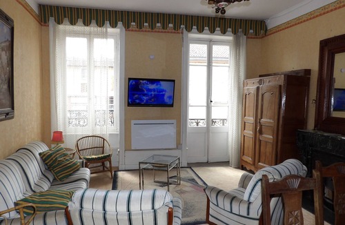Saint-Germain-Laval Condo | Apartment "Chez DANY"