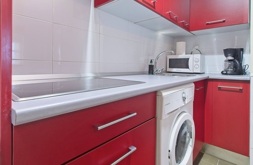 Sardon de los Frailes Apartment | Apartment 'Sardón De Los Frailes' with Lake View, Shared Pool and Wi-Fi