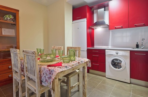 Sardon de los Frailes Apartment | Apartment 'Sardón De Los Frailes' with Lake View, Shared Pool and Wi-Fi