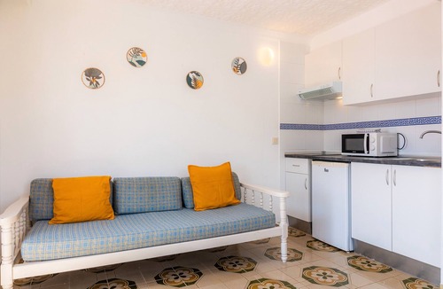 Cala d'Or Apartment | Apartment 'Felipe 1-5' with Terrace, Shared Pool & Wi-Fi