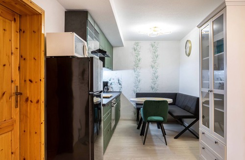 Ilversgehofen Apartment | Apartment 'Ferienwohnung Bernoth' with Shared Pool, Shared Garden and Wi-Fi