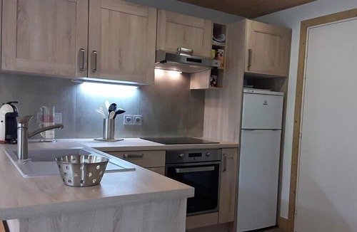 Cohennoz Apartment | Apartment for 4 people with separate bedroom