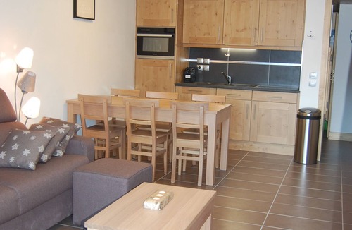 Champagny-en-Vanoise Apartment | APARTMENT Le Yeti - 6 People - Skiing - CHAMPAGNY - LA PLAGNE - ARCS