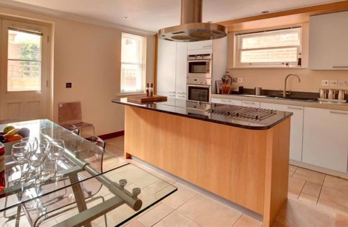 Broadstairs Apartment | Apartment York Mansions in Ramsgate - Broadstairs - 8 persons, 4 bedrooms