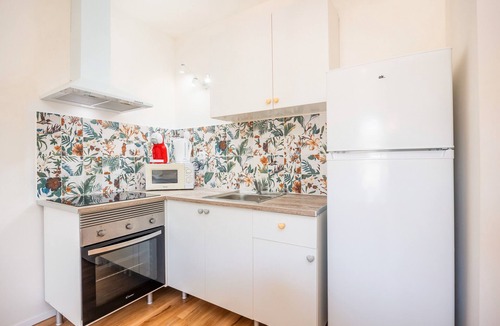 Cala Ferrera Apartment | Apartment 'Gran Sol Family 3' with Shared Pool, Wi-Fi and Air Conditioning