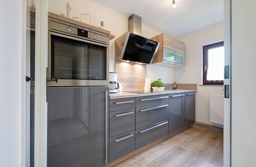 Sankt Michaelisdonn Apartment | Apartment 'Hoper Mühle' with Balcony and Wi-Fi