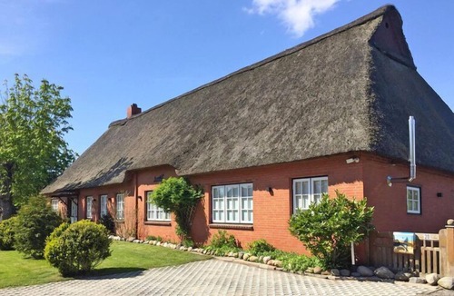 Rehm-Flehde-Bargen Apartment | Apartment in Rehm-Flehde-Bargen mit einem gemeinsamen Pool