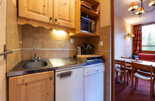 Doucy-Combelouviere Apartment | Apartment in Doucy near Ski Slopes