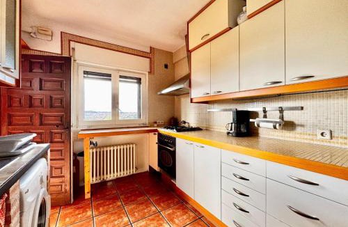 Galapagar House | Apartment in Galapagar with Pool and Garden