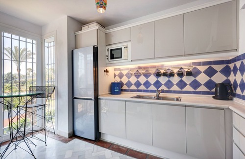Bahia de Casares Apartment | Apartment "La Perla de Marakech 4" with Sea View, Shared Pool & Wi-Fi
