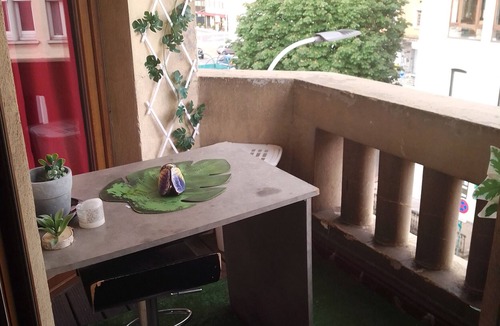 Cluses Apartment | Apartment 'Location T5 Cluses' with Mountain View, Balcony and Wi-Fi