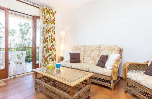 Pals Apartment | Apartment Melis 1 by Interhome
