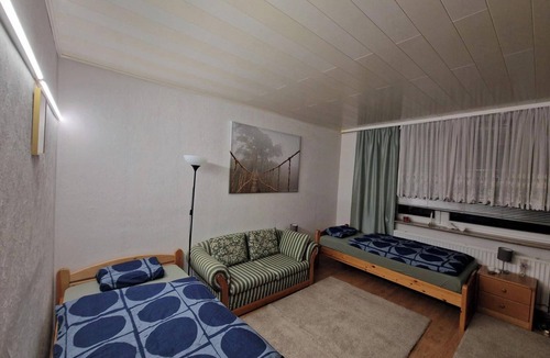 Bemerode Apartment | Apartment 'Messe Hannover' with Shared Terrace, Shared Garden and Wi-Fi
