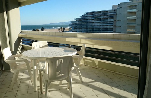 La Cote Radieuse Apartment | Apartment seafront luxury building Canet Sud, parking and free WIFI