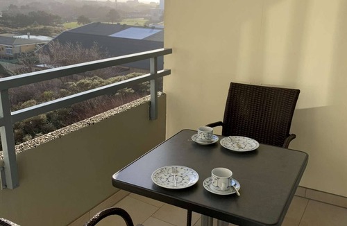 Borkum Apartment | Apartment with balcony close to the beach!