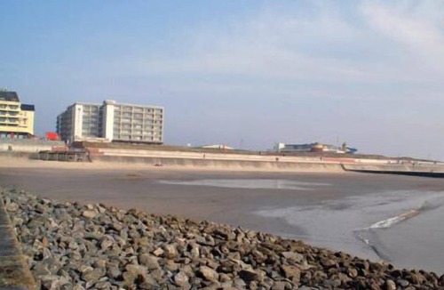 Borkum Apartment | Apartment with balcony close to the beach!
