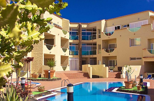 Bahia Calma Apartment | Apartment, WITH POOL VIEWS - NEXT TO THE BEACH-IDEAL FOR FAMILIES