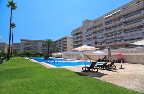 La Pineda Apartment | Apartment with Pool near the Beach UHC AQUAMARINA 290