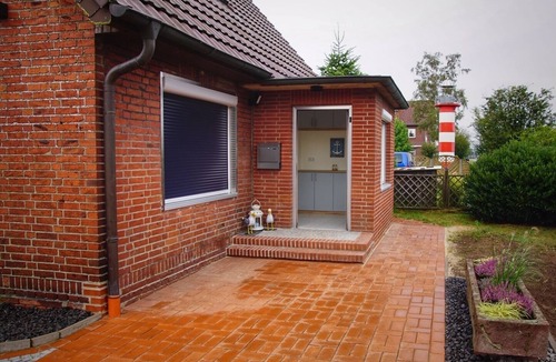 Lembruch Apartment | Apartments Möwe - Apartment upper floor with lake view