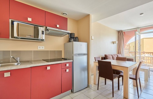Cap d'Agde Condo | Appartement Abordable avec Wi-Fi + Kitchenette