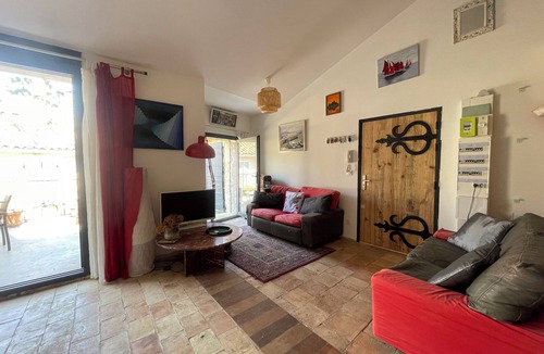 Lambesc Apartment | Appartement Avec Terrasse