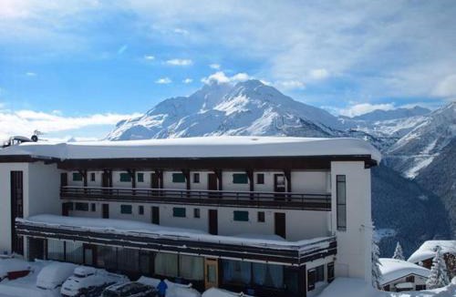 La Rosiere Apartment | Appartement chaleureux avec balcon, WIFI gratuit, proche pistes et services, La Rosière - FR-1-275-132