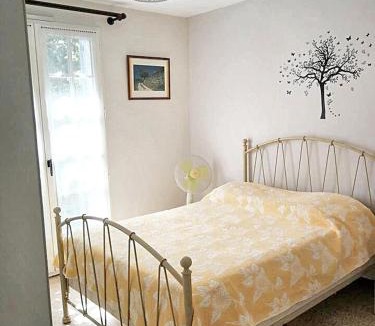 Le Pontet Apartment | Appartement charmant proche d'Avignon avec piscine privée