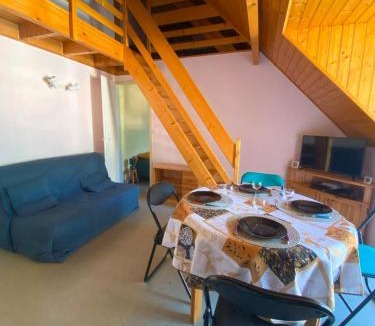 Esquieze-Sere Apartment | Appartement jolie vue et piscine