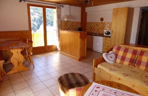 Pralognan-la-Vanoise Apartment | Appartement Pralognan-la-Vanoise, 3 pièces, 6 personnes - FR-1-464-64