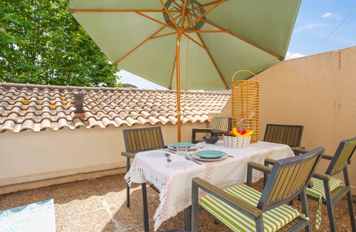 Les Sablettes Apartment | Appartement Pompidou - Welkeys