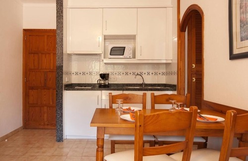 Cala San Vicente Apartment | APT. Adelfaz Medio, A/C, Community pool, Near the beach, Terrace, Internet WIFI