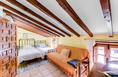 Robledillo de Gata Apartment | Aptos. Rurales Casa Manadero for 2 people