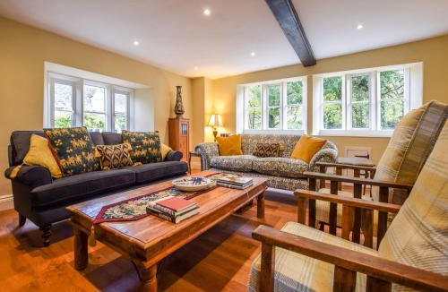 Winchcombe House | Archers