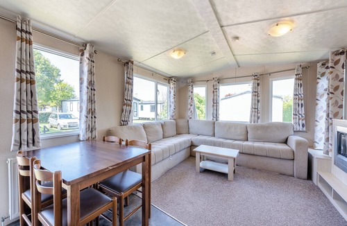 Bognor Regis House | Arundel Plus Caravan